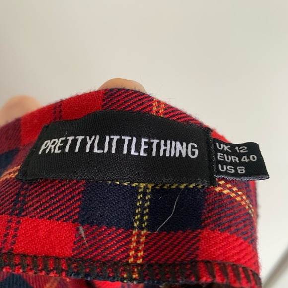 Pretty Little Thing red tartan a-line mini skirt - Picture 3 of 3